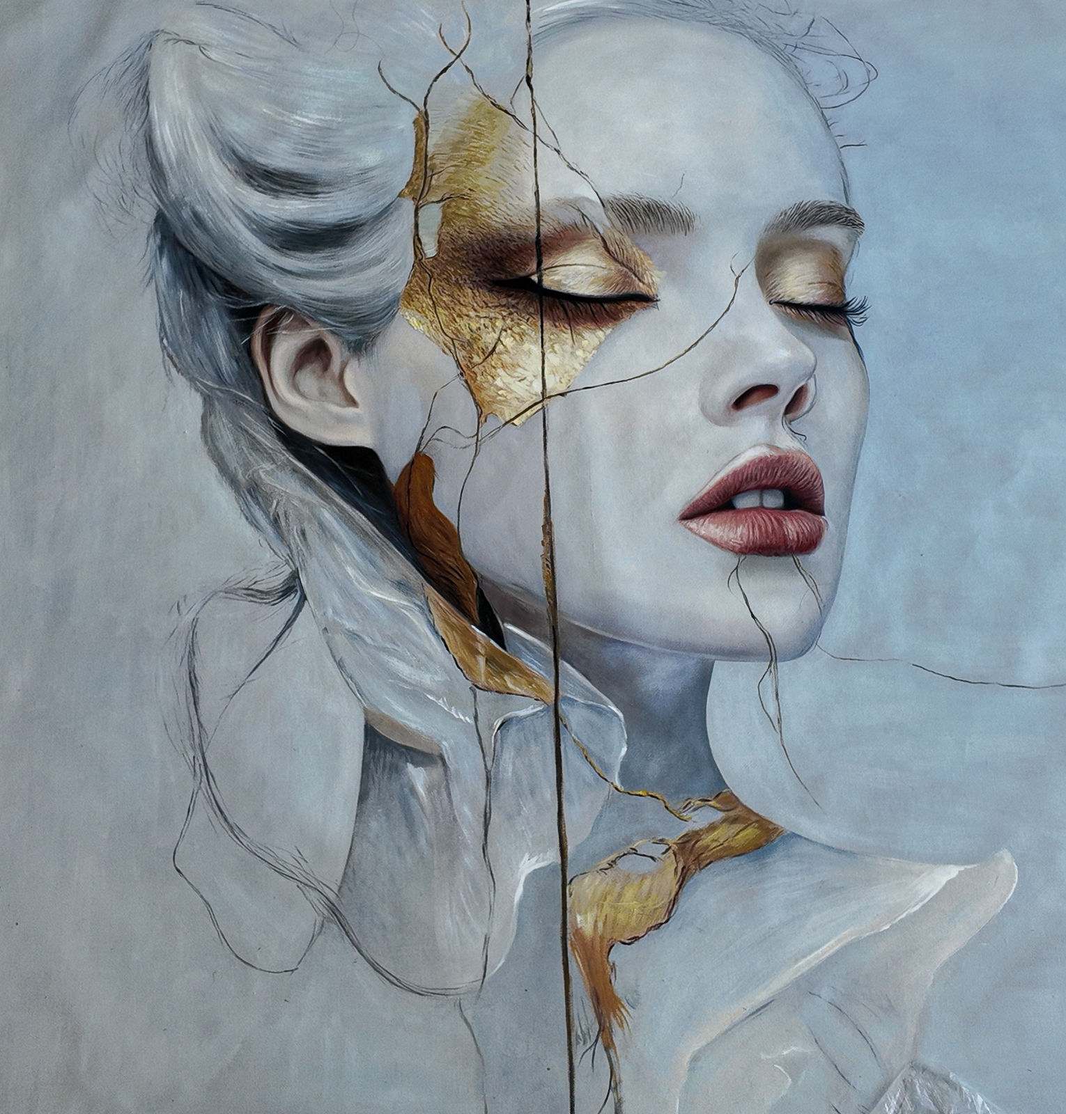 Female portrait eyes closed, vertical gold line traversing face from forehead to neck, silver upswept hair, pale blue-grey ground, 120 × 120 cm.